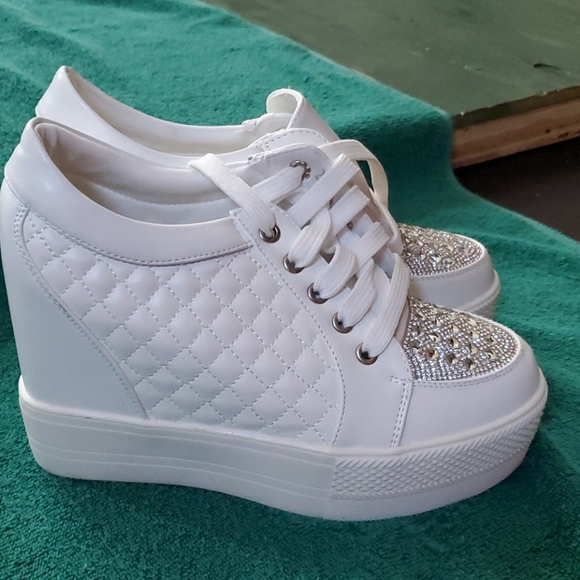 ace shock platform sneakers